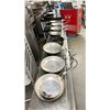 Image 2 : GROUP LOT OF 8 X 10" COMMERCIAL ALUMINUM FRY PANS.
