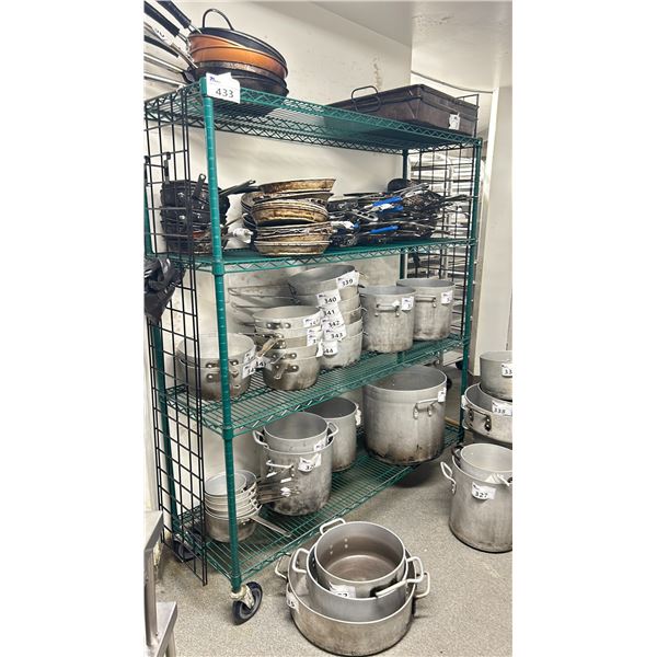 1 SECTION GREEN METRO RACK. 60" X 18" X 66" HIGH, ON WHEELS. 4 SHELVES, CONTENTS NOT INCLUDED.