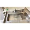 Image 2 : STAINLESS BAR SINK 40X30"