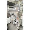 Image 1 : 4'W METRO RACK WITH CONTENTS. LARGE GROUP OF ASST FOOD STORAGE CONTAINERS. VARIOUS SIZES.