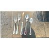 Image 2 : 50 PLACE SET (250 PIECES) COMPLETE. KNIVES, LARGE AND SMALL FORKS, LARGE AND SMALL SPOONS