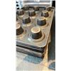 Image 8 : LARGE GROUP OF ASST MUFFIN TINS, MINI MUFFIN TIN AND PASTRY MOLDS. SILICONE AND METAL. 11 STANDARD