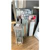 Image 1 : GROUP LOT OF DECOR ITEMS, UMBRELLA STAND, 2X3' WHITE BOARDS, TV TABLE, SIGN TRIPOD, NOTICE
