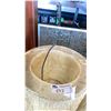 Image 2 : 52"HIGH ILLUMINATED PLASTIC PLANT STAND. WOULD HOLD A 13" POT. HAS A CRACK AND SOME CHIPS