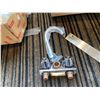 Image 3 : 2X STAINLESS SINKS-NEW WITH FAUCET AND MOUNTING HARDWARE