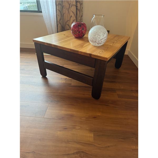 Coffee Table 32 inches 32" x 18" tall