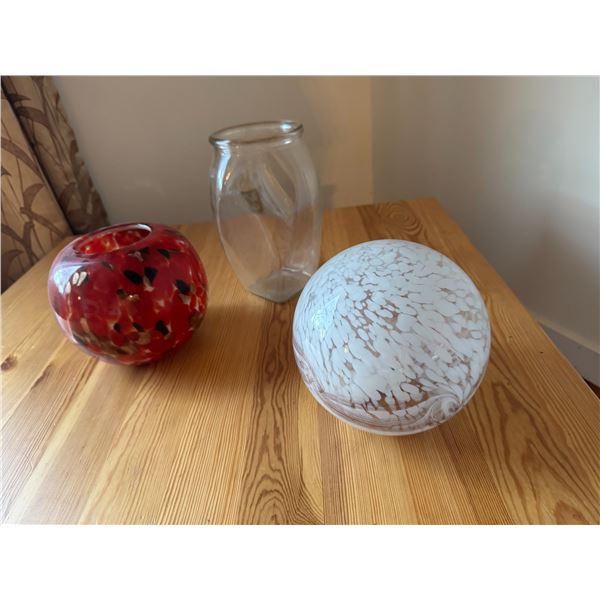 Three-piece glass decor