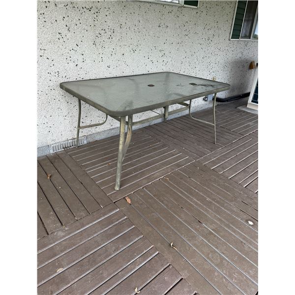 Patio table