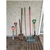 Image 1 : Garden tools