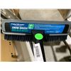Image 2 : PolarXtreme Snow Brush 58"