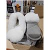 Image 3 : Nuknuuk women's slippers (size 9)