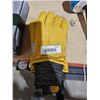 Image 1 : 2 Pair Mens Winter Work Gloves - Large