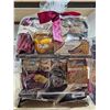 Image 1 : Gourmet Gift Basket