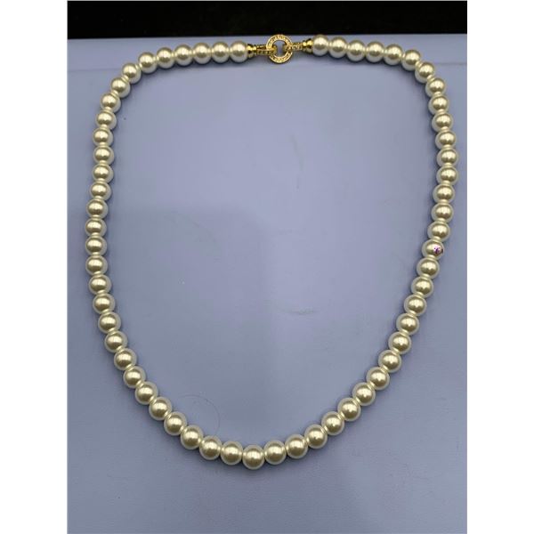 Set of freshwater pearls necklace 16" strand