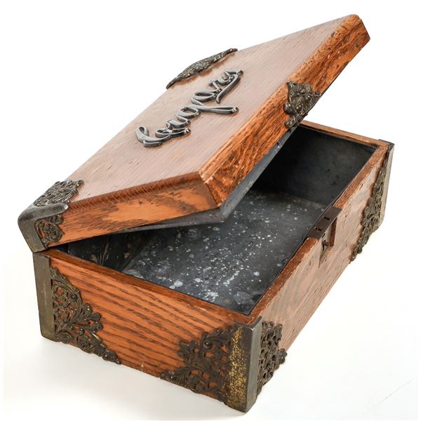 Vintage Wooden Cigar Box, About 1890 [191069]