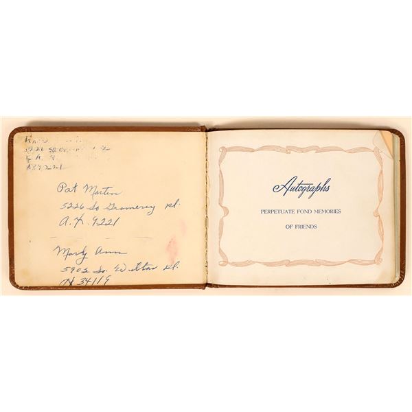 Pro Wrestler's Autograph Book [190655]