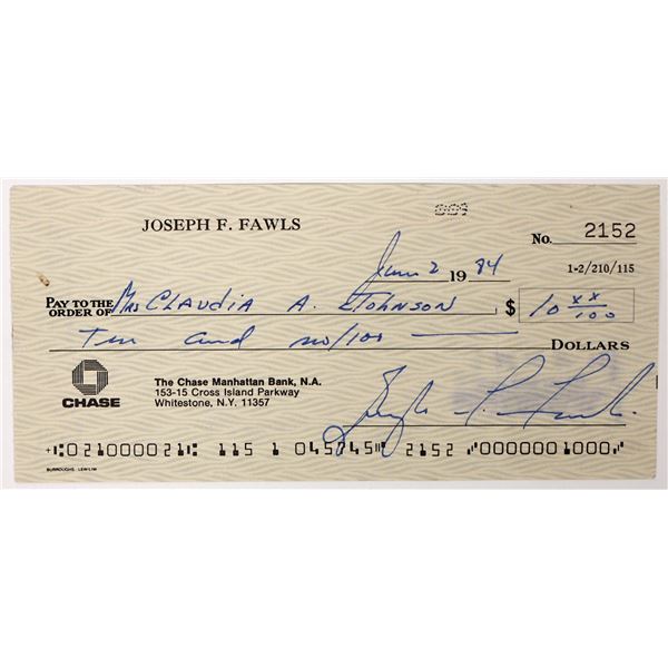 Lady Bird Johnson "Claudia " Signature [192983]