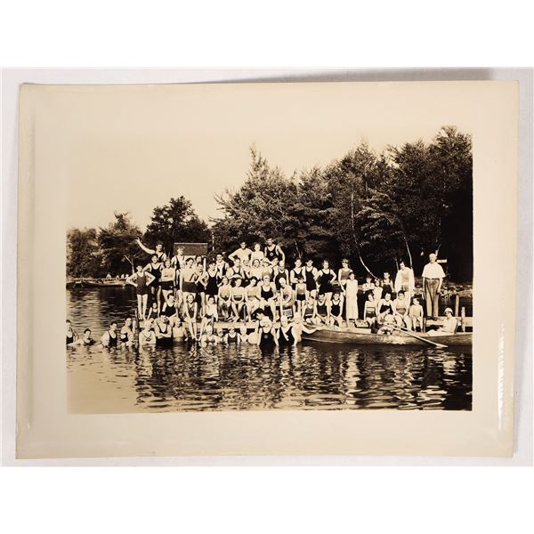 White Lake, NY Bathers Photo [191622]
