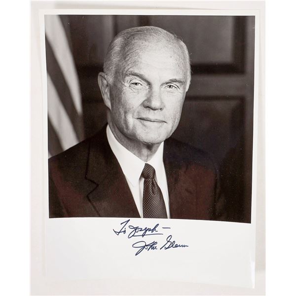 John Glenn Autographed Photo [191621]