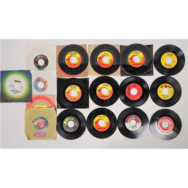 Classic Beatles 45 rpm Records Plus (18) [191793]