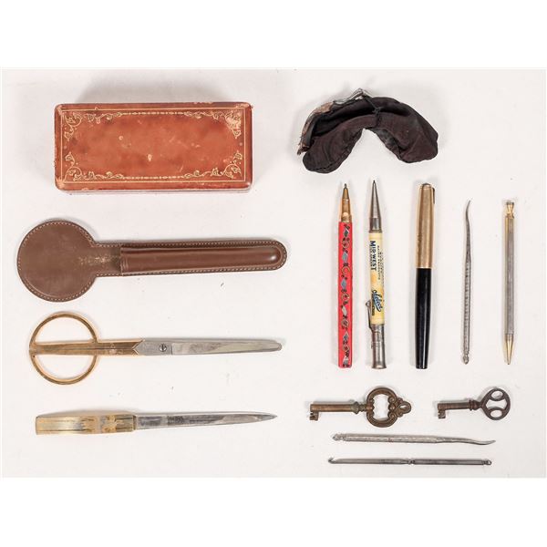 Vintage Desk Items (11) [192373]
