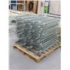 Image 2 : LOT DE PIÈCES DE RACKING: 19 UPRIGHTS, 28 BARRES, 59 GRILLES