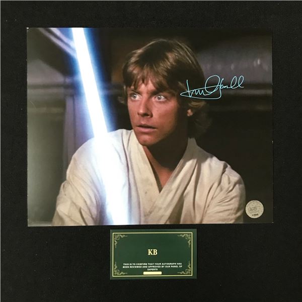 MARK HAMILL SIGNED STAR WARS "LUKE SKYWALKER" 8X10 PHOTO (KB AUTHENTICS COA)