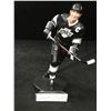 Image 1 : Wayne Gretzky Signed Autographed 9" Gartlan Figurine