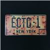 Image 1 : DAN AYKROYD SIGNED GHOSTBUSTERS LICENSE PLATE WORLD AUTOS COA