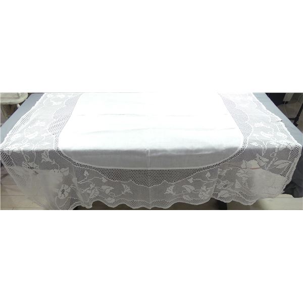 Vintage English Filet Crochet & Linen Tablecloth