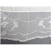Image 5 : Vintage English Filet Crochet & Linen Tablecloth