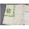 Image 2 : Lot of 6 Pieces Vintage Linen Tablecloths, Towel & Fabric