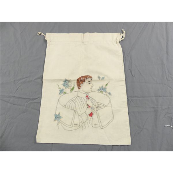 Vintage Embroidered Men's Collar Laundry Bag