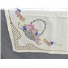 Image 9 : Lot of 5 Vintage Embroidered Tablecloths