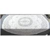 Image 1 : Vintage Round Quaker Lace Style Tablecloth