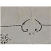 Image 3 : Vintage Hand Embroidered Eyelet Dinning Tablecloth