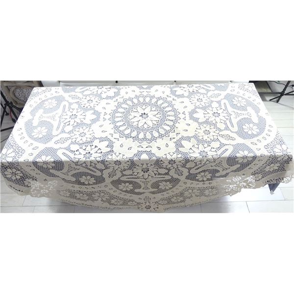 Vintage Round Ecru Tape & Needle Lace Tablecloth