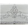 Image 5 : Vintage Lace & Linen Cutwork Tablecloth