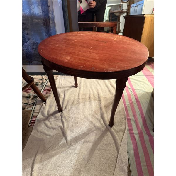 Side table 23 1/2" x 18 1/2" x 19" tall