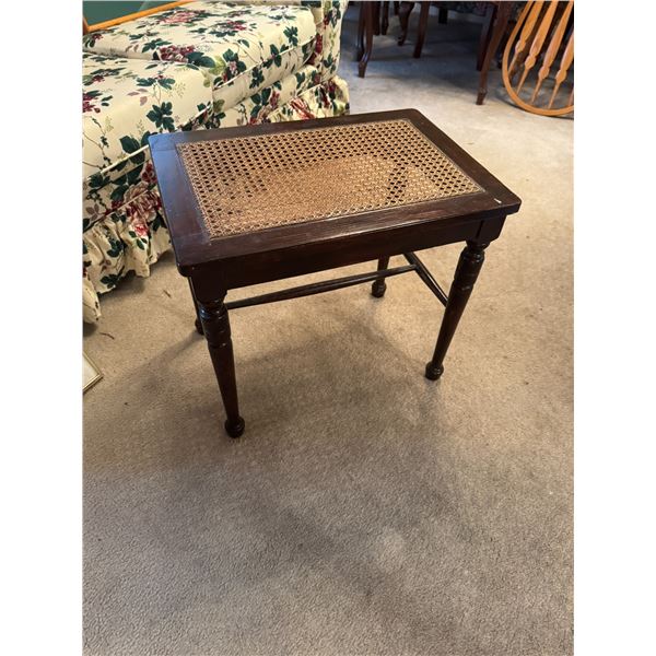 Side table measures 20" x 14" x 17 1/2" tall