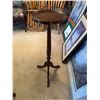 Image 1 : Plant stand