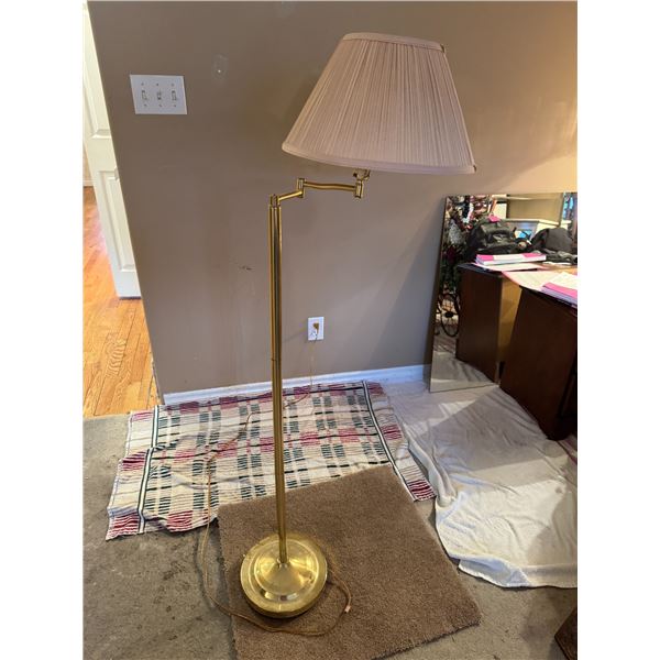 Floor lamp