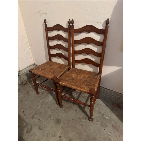 Pair Rush seat chairs