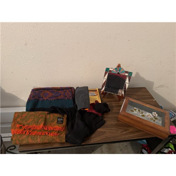 Glenn Currie , wool scarf and other items, jewelry box mirror, etc.