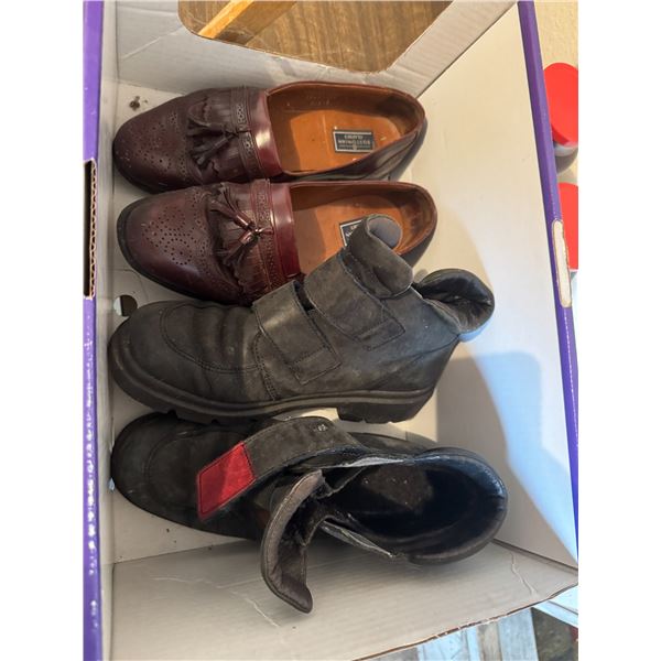 Shoes, size 9