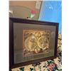 Image 1 : World wall hanging