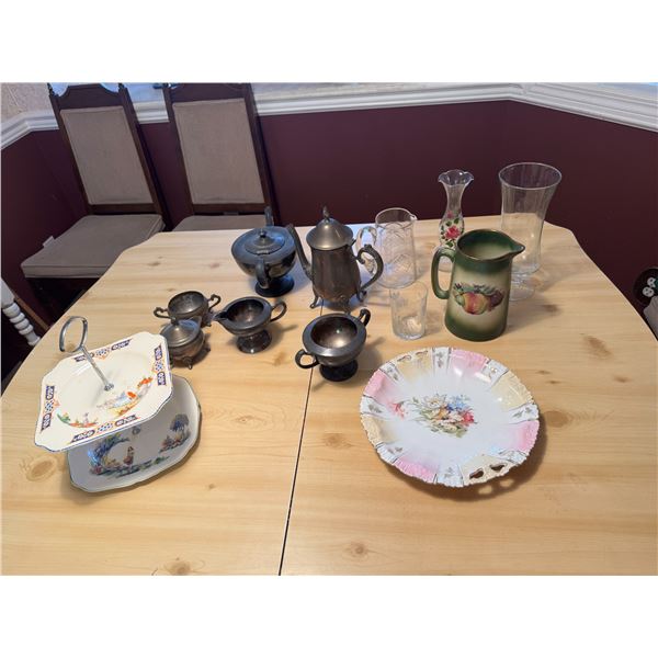 Assorted collectibles