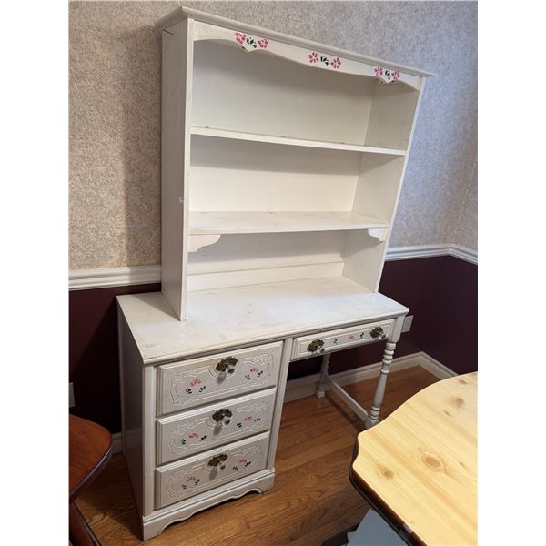 Desk 44"x 18"x 66.5"