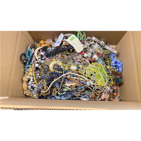 MISC COSTUME JEWELRY