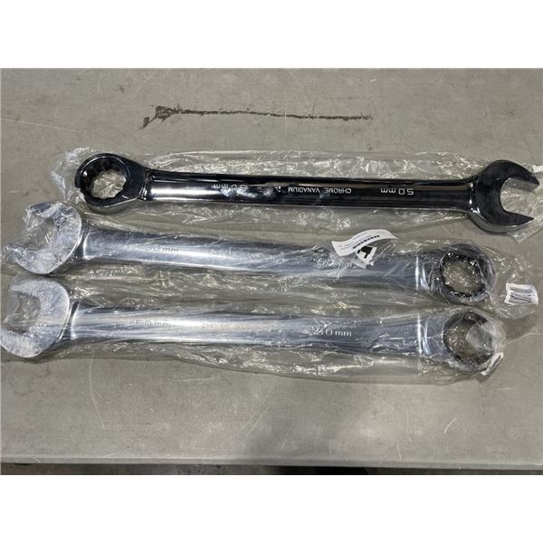 3 RATCHETING WRENCHES 50MM